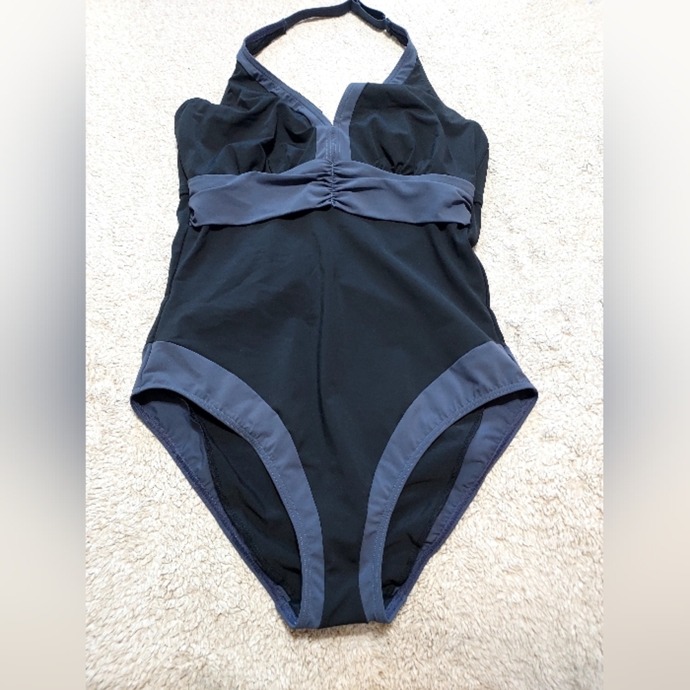 Figleaves Edge Colourblock Shaping Halter  One-Piece Swimsuit Sz-36DD